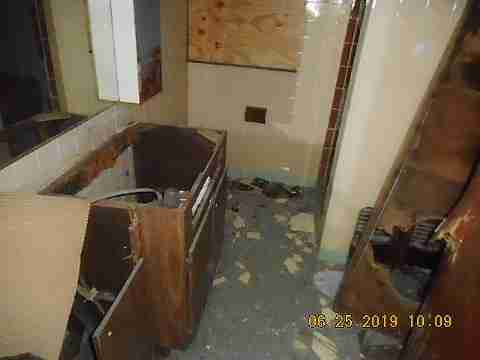 2538 Fullerton (20)_m.jpg